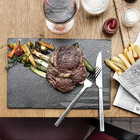 Le Méridien 5* Stuttgart