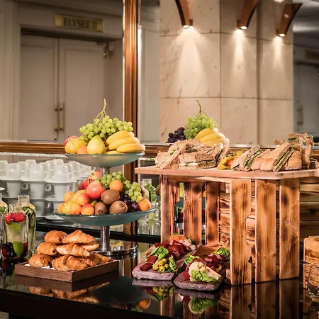 Le Méridien 5* Stuttgart