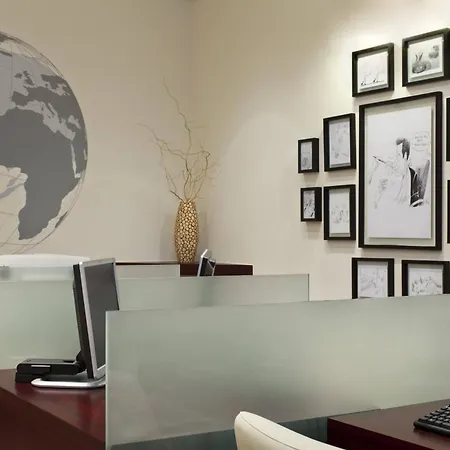 Le Méridien Hotel 5*