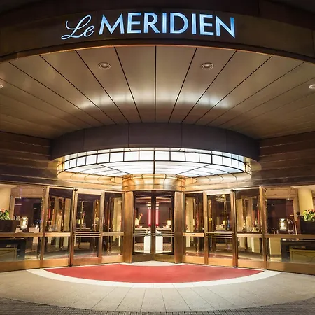 Le Meridien 5*