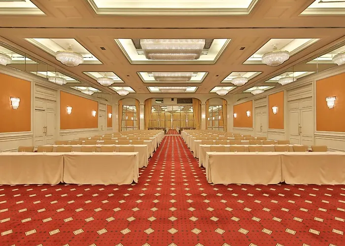 Le Meridien Szálloda 5*