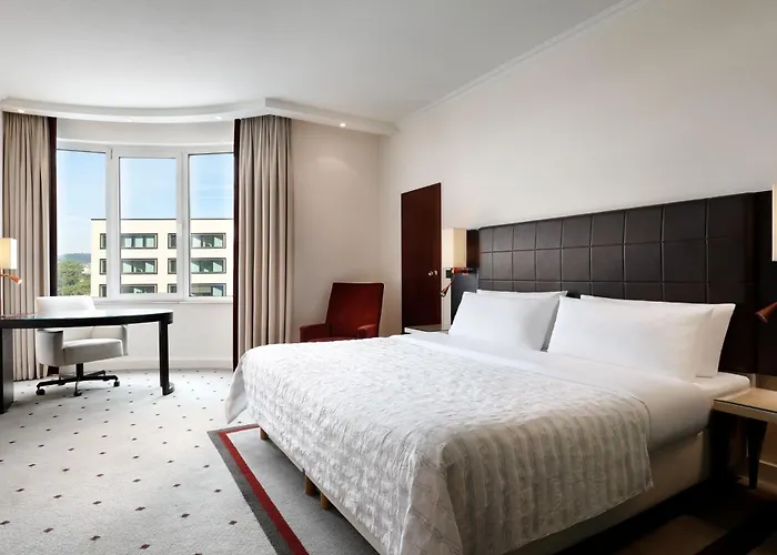 Le Meridien 5* Štutgart