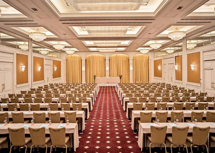 Le Meridien Szálloda 5*