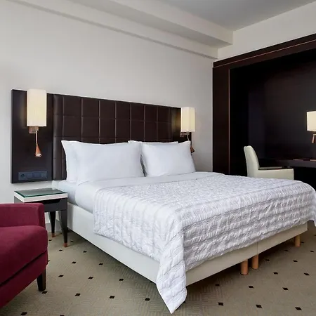 ホテル ル メリディアン シュトゥットガルト