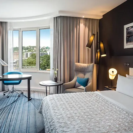 梅里迪安斯图加特酒店