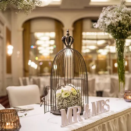 르 메르디앙 호텔 5*