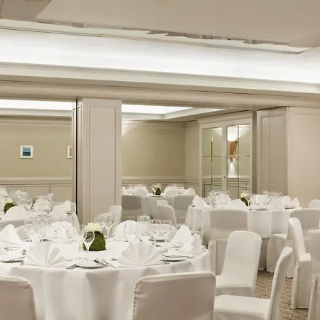 Le Meridien 5*