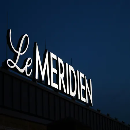 梅里迪安斯图加特酒店 5*