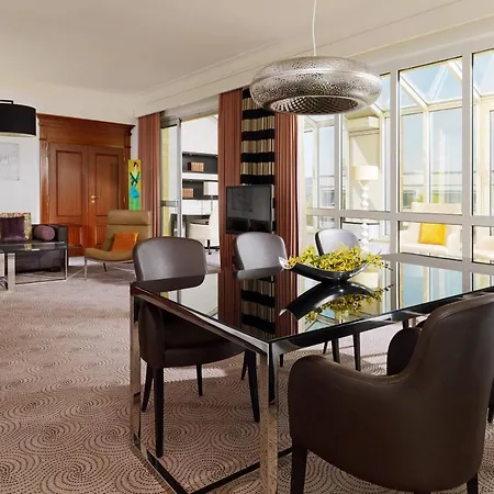 Szálloda Le Meridien Stuttgart