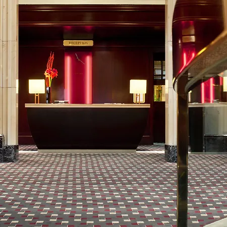 Le Meridien Szálloda