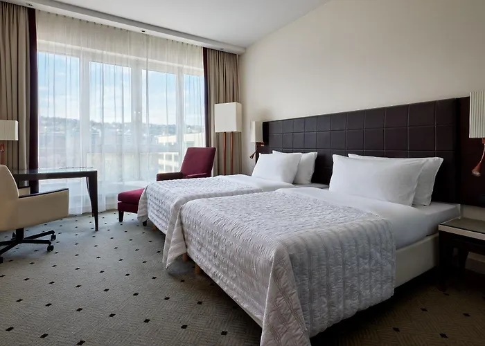 Le Meridien Отель