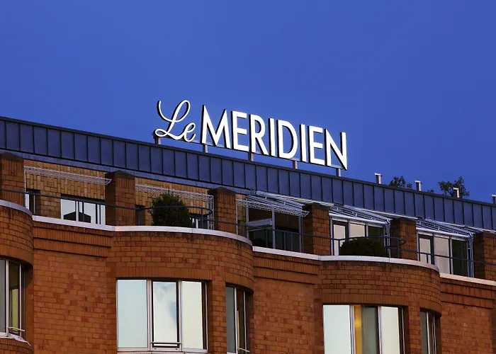 Отель Le Meridien 5*